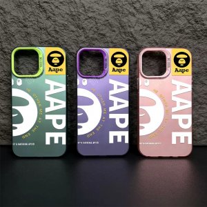 大人気 A BATHING APE / ア ベイシング エイプ iPhone 16/16 Pro/16 Pro Max/15/15 Pro/15 Pro Max/14 Pro/14 Pro Max/13/13 Pro/13 Pro Max/12/11ケース 人気おすすめ 芸能人愛用[#case2023100816]
