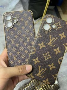 大人気 LOUIS VUITTON ルイヴィトン iPhone 17/17 Pro/17 Pro Max/16/16 Pro/16 Pro Max/15/15 Pro/15 Pro Max/14/14 Pro/14 Pro Max/13/13 Pro Max/12 ケース ブランド 携帯カバ ー バックポケット[#case20240917]
