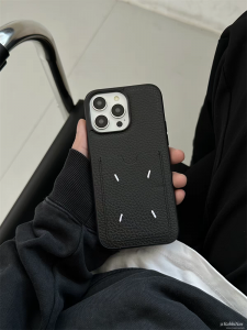 人気 Maison Margiela/マルタンマルジェラ 携帯電話 ケース iPhone 17/17 Pro/17 Pro Max/16/15/14/13/12/11 ケース ファッション ブランド 男女兼用[#case202112024]