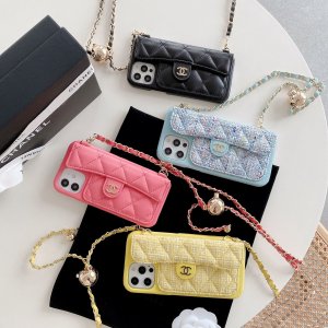 大人気 CHANEL / シャネル ケース iPhone 17/17 Pro/17 Pro Max/16/16 Pro/16 Pro Max/15/15 Pro/15 Pro Max/14/14 Pro/14 Pro Max/13/12/11/XS/8/7 plus ケース ファッション