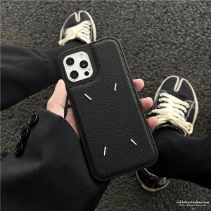 ブランド Maison Margiela / メゾン マルジェラ ケース iPhone 18/18 Pro/18 Pro Max/17/17 Pro/17 Pro Max/16/15/14/13/12 アイフォン ケース [#case2026004]