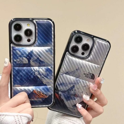 大人気 TheNorthFace / ノース フェイス ダウンの形 iPhone 15/15 Pro/15 Pro Max/14/14 Pro/14 Pro Max/13/13 Pro/13 Pro Max/12/12 pro ケース 人気おすすめ 芸能人愛用[#case202312296]