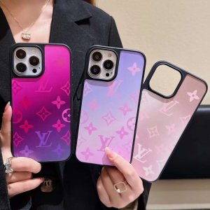 大人気 贅沢 ブランド LOUIS VUITTON / ルイヴィトン iPhone 17/17 Pro/17 Pro Max/16/16 Pro/16 Pro Max/15/15 Pro/15 Pro Max/14 Pro/14 Pro Max/13/12/11 ケース 芸能人愛用[#case2023102313]