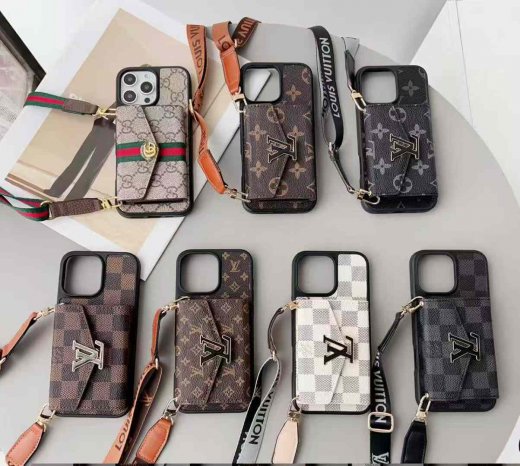 大人気 LOUIS VUITTON ルイヴィトン iPhone 17/17 Pro/17 Pro Max/16/16 Pro/16 Pro Max/15/15 Pro/15 Pro Max/14/14 Pro/14 Pro Max/13/12 ケース ブランド バックポケット付き携帯カバ ー [#case202601129]