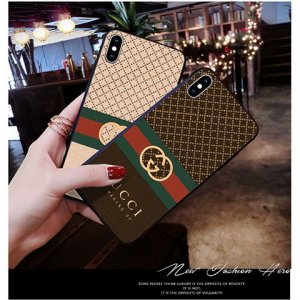 【グッチ】 Gucci iPhone XS/X/8/7/6 plus ケース 芸能人愛用[#001]