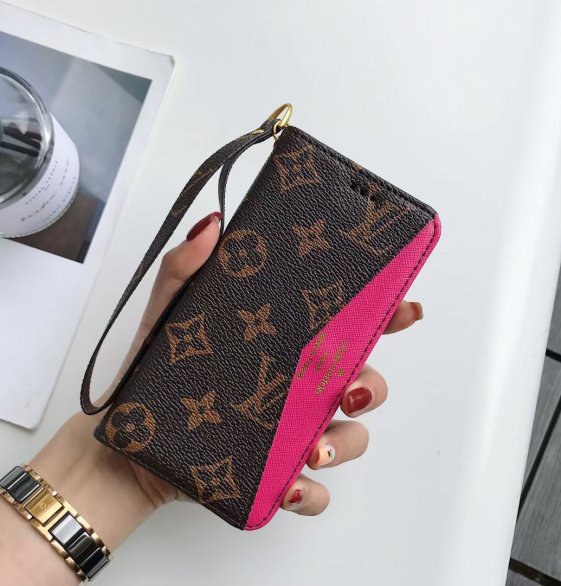 贅沢 ブランド ★ ルイヴィトン / Louis Vuitton iPhone 17/17 Pro/17 Pro Max/16/16 Pro/16 Pro Max/15/15 Plus/15 Pro/15 Pro Max/14/13/12/11/XS/8/7/6 ケース 芸能人愛用 人気おすすめ[#case202102266]